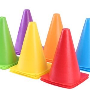 18 pieces of training equipment for outdoor sports - obstacle course for soccer training - cone markers for soccer training