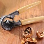 SWETRACE 1Pack Walnut Opener Nut Cracking Tool for Nuts Claw Shape Labor Saving