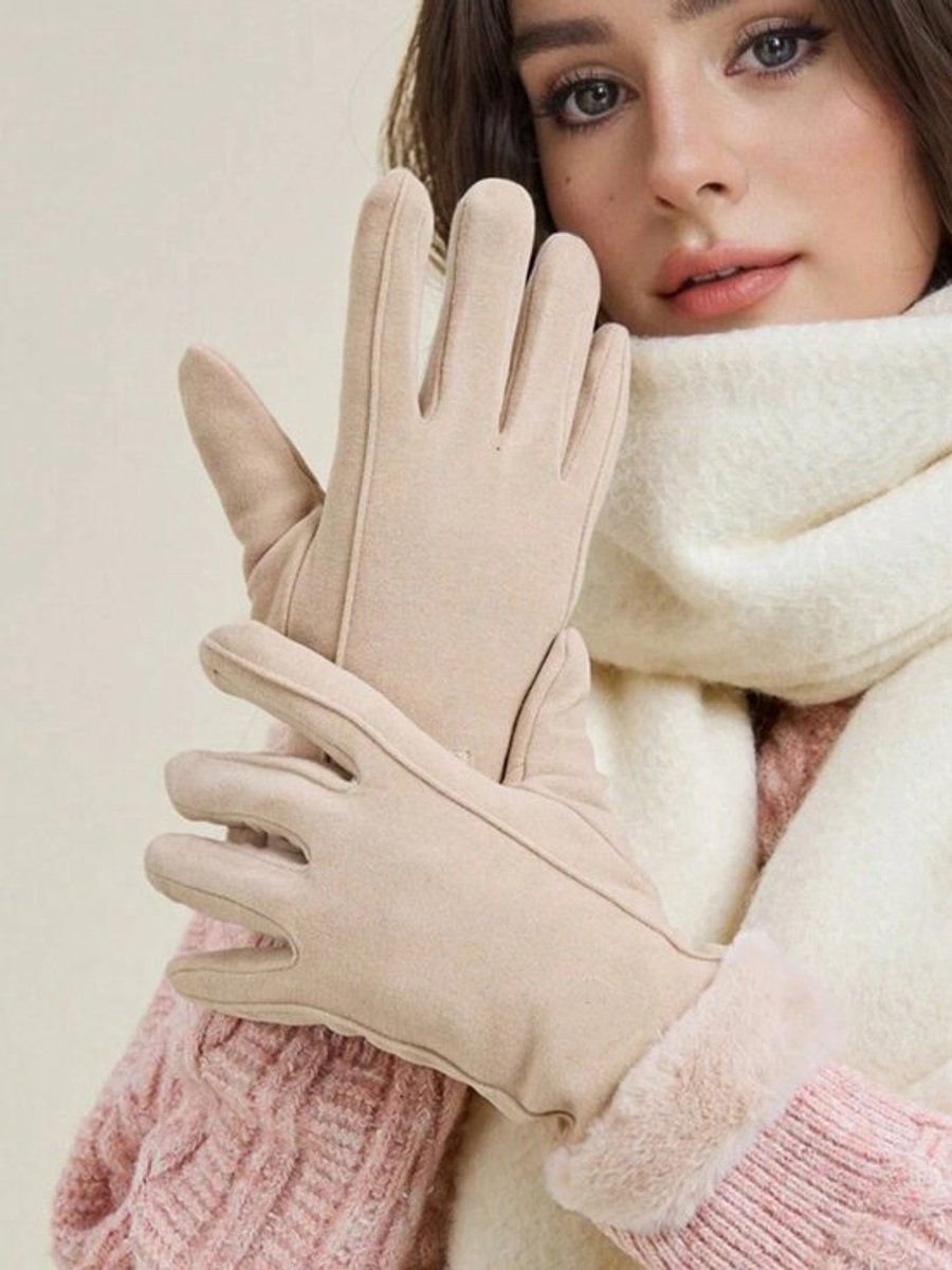 Winter Touchscreen Gloves for Women, Warm Windproof Gloves, for Cycling, Motorcycling, Scootering, Soft Warm Design for Indoor and Outdoor Use, Beige 3 Winter Touchscreen Gloves for Women, Warm Windproof Gloves, for Cycling, Motorcycling, Scootering, Soft Warm Design for Indoor and Outdoor Use, Beige - image 3